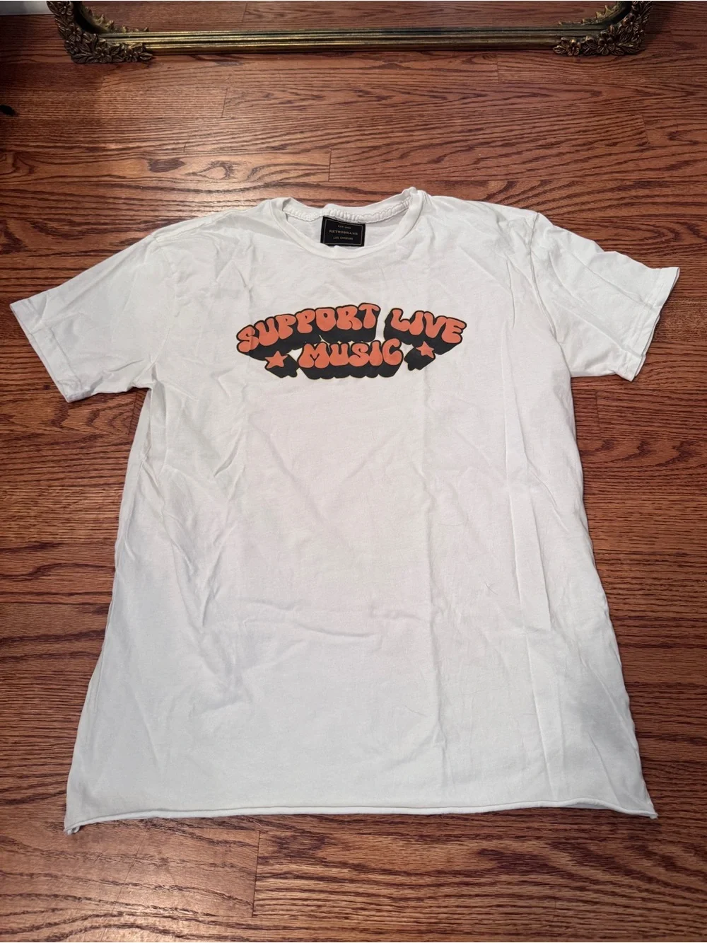 NWOT Retro Brand "Support Live Music" Graphic T-Shirt - Picture 1 of 4